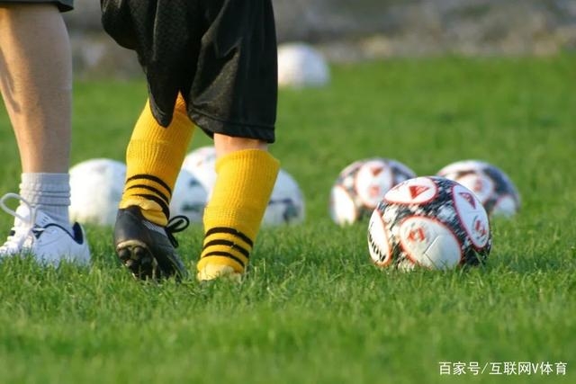 尤文图斯高层对斯帕莱蒂表示坚定支持